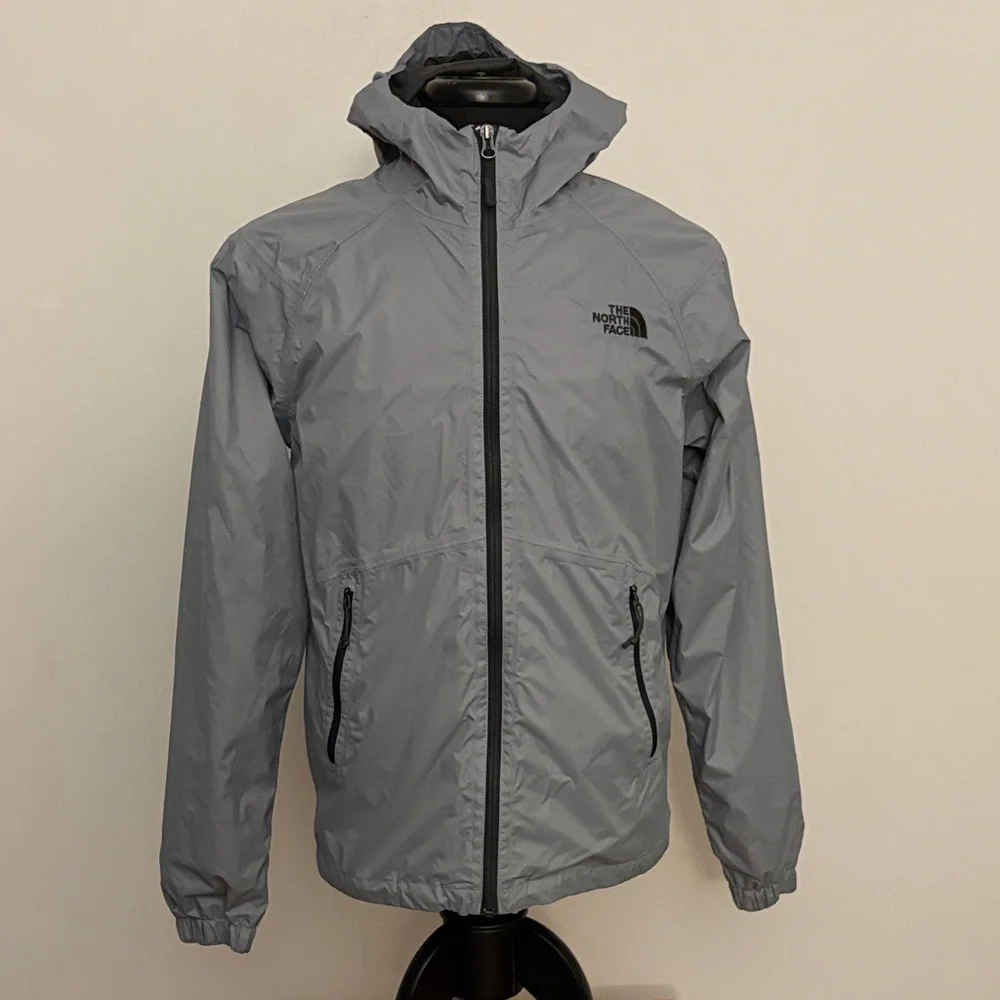 The North Face Nylon Light Gray Windbreaker Size Small